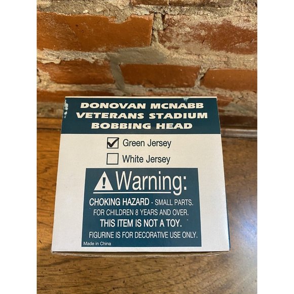 Donavan McNabb, Philadelphia Eagles, McDonalds 6 1/2" New Bobblehead - Picture 3 of 3